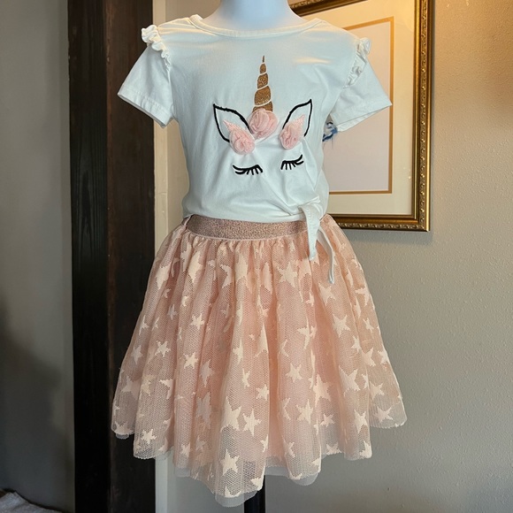 Skirt and shirt sets. Size 4/5. - Picture 5 of 5